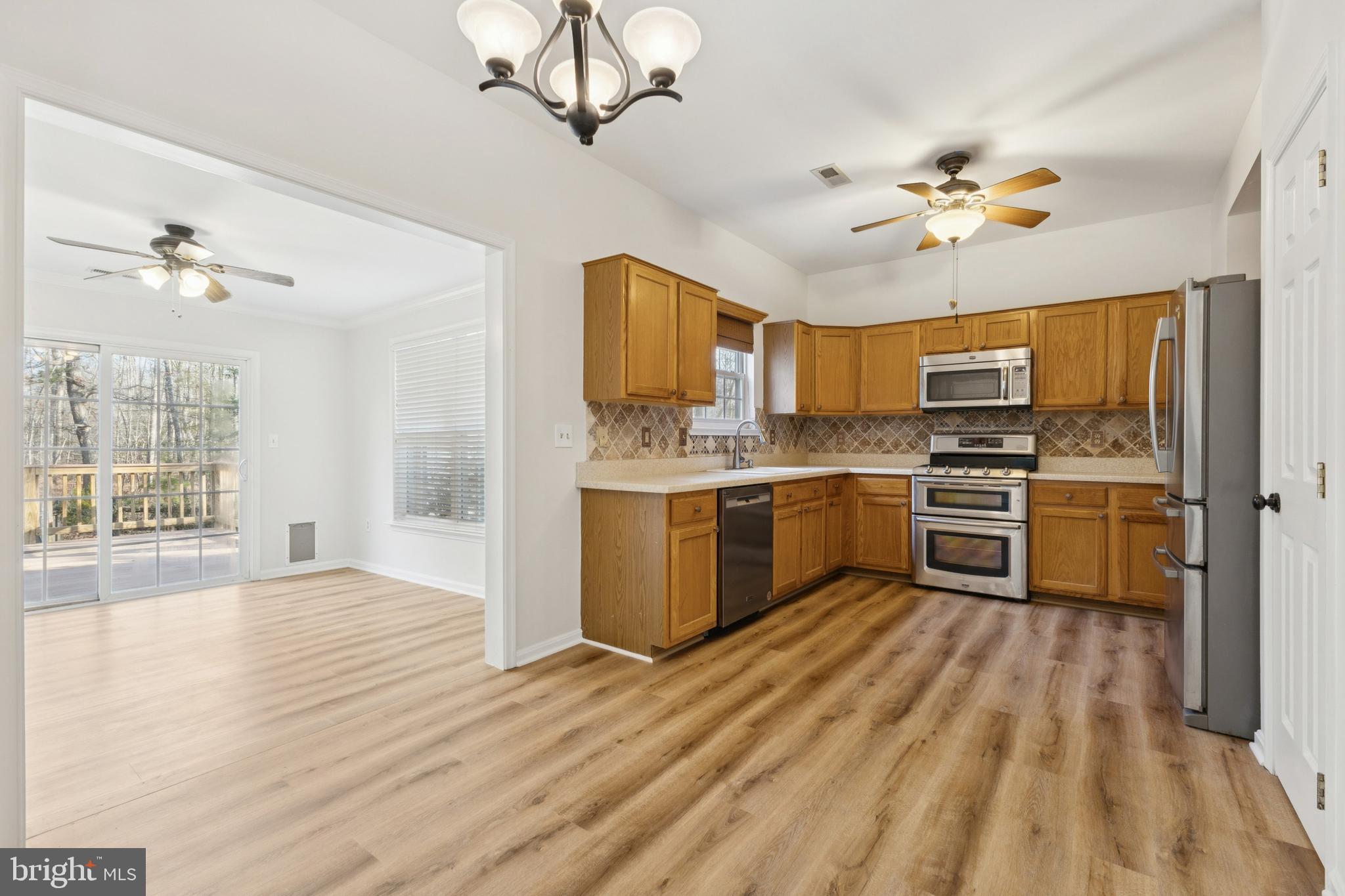 DORCHESTER - ST. CHARLES - Residential