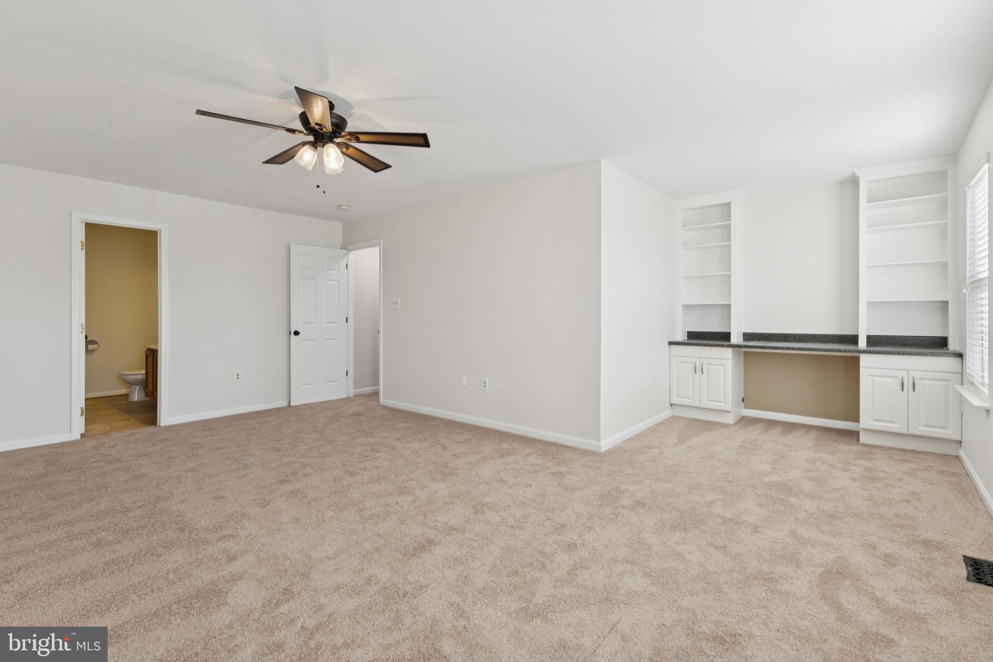 DORCHESTER - ST. CHARLES - Residential