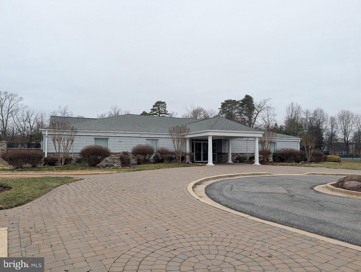 DORCHESTER - ST. CHARLES - Residential