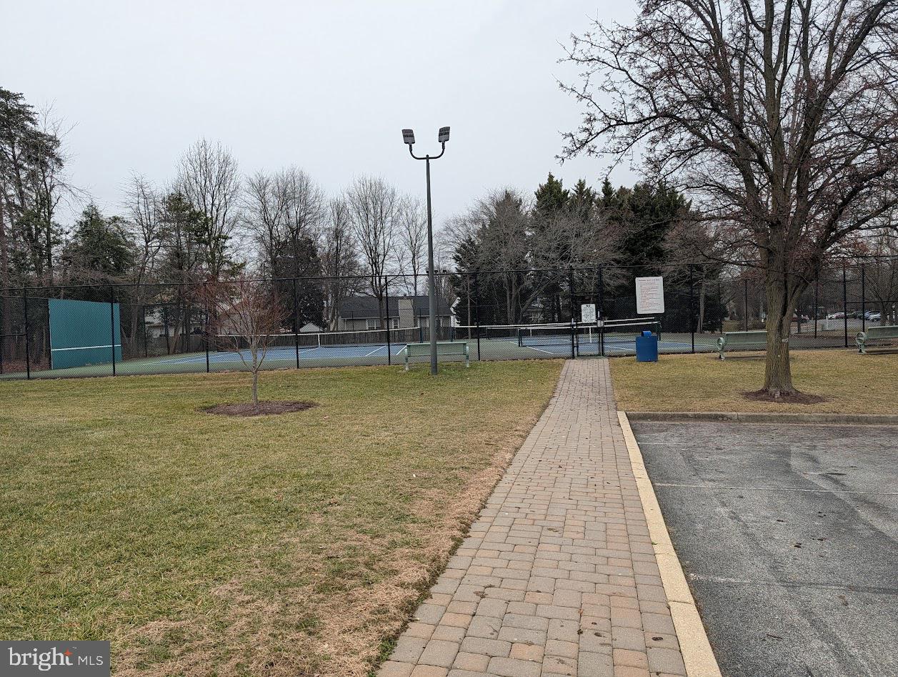 DORCHESTER - ST. CHARLES - Residential