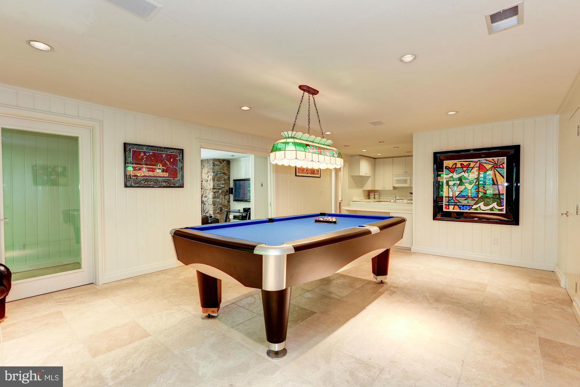 DARNESTOWN OUTSIDE - Residential