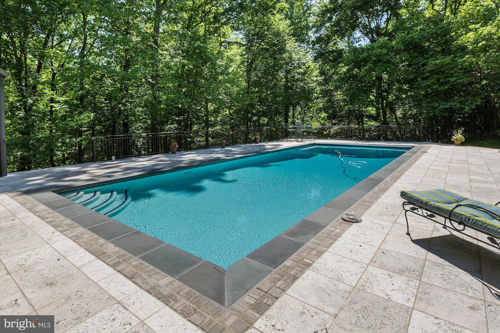 DARNESTOWN OUTSIDE - Residential