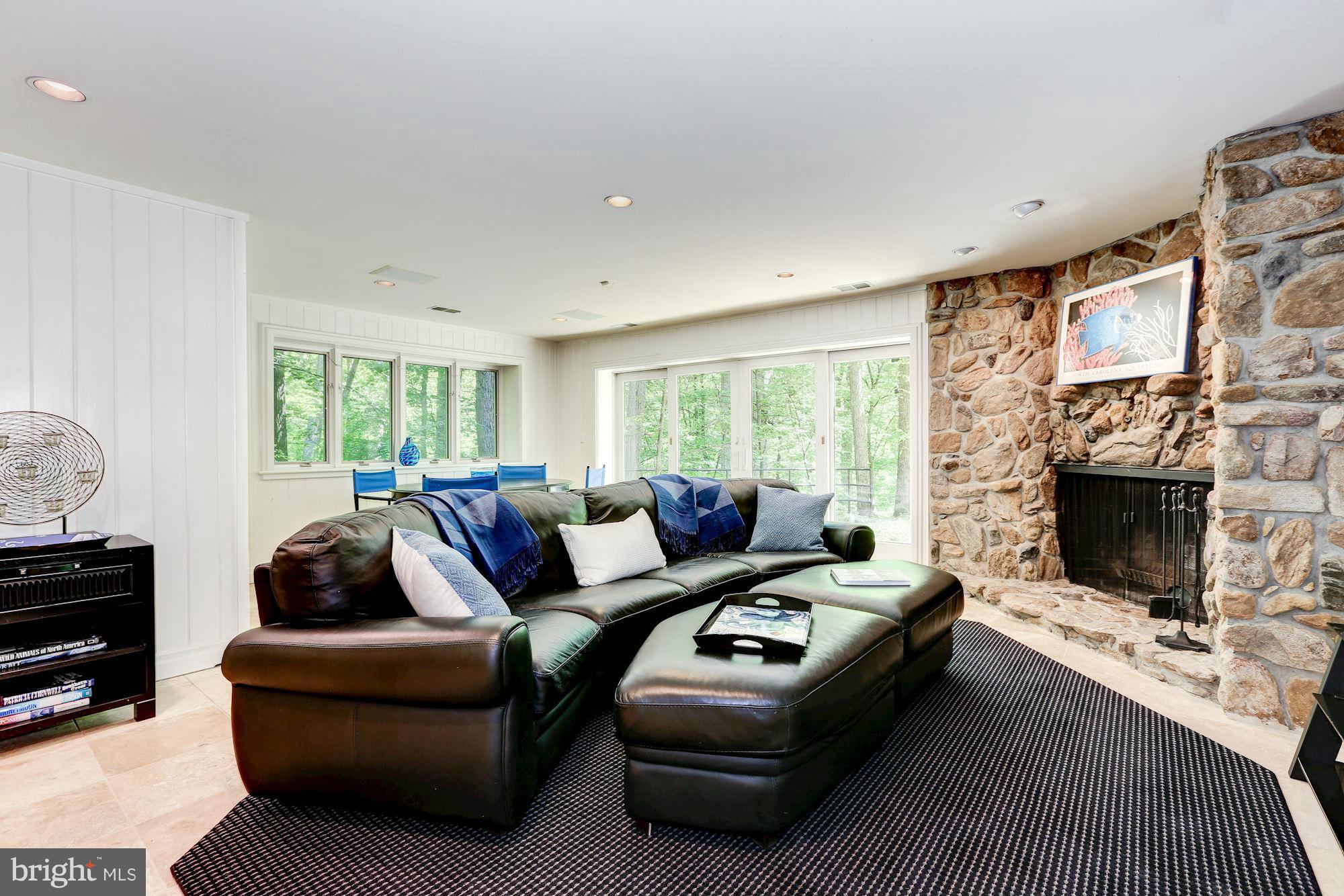 DARNESTOWN OUTSIDE - Residential