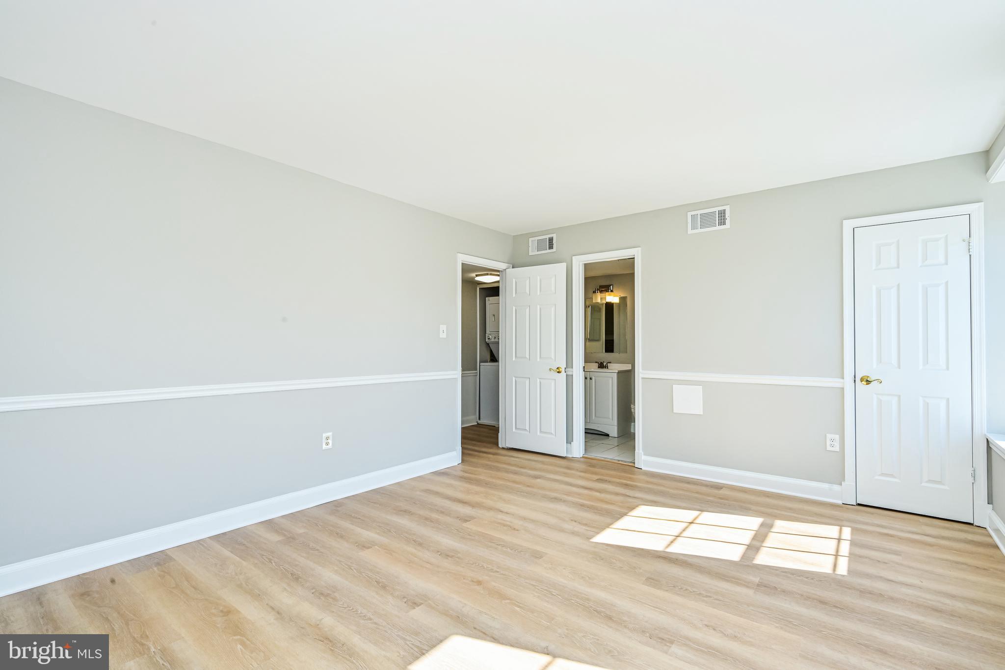 ANTIETAM SQUARE CONDO - Residential