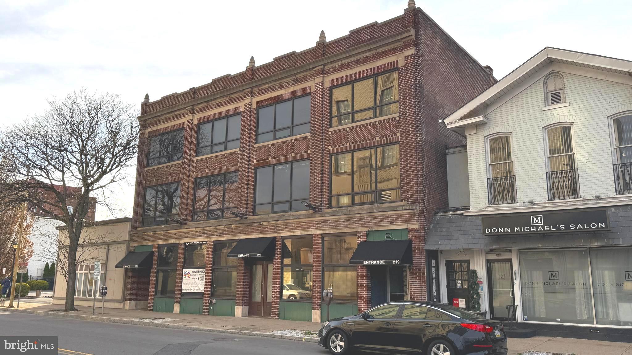 219-223 S MAIN ST