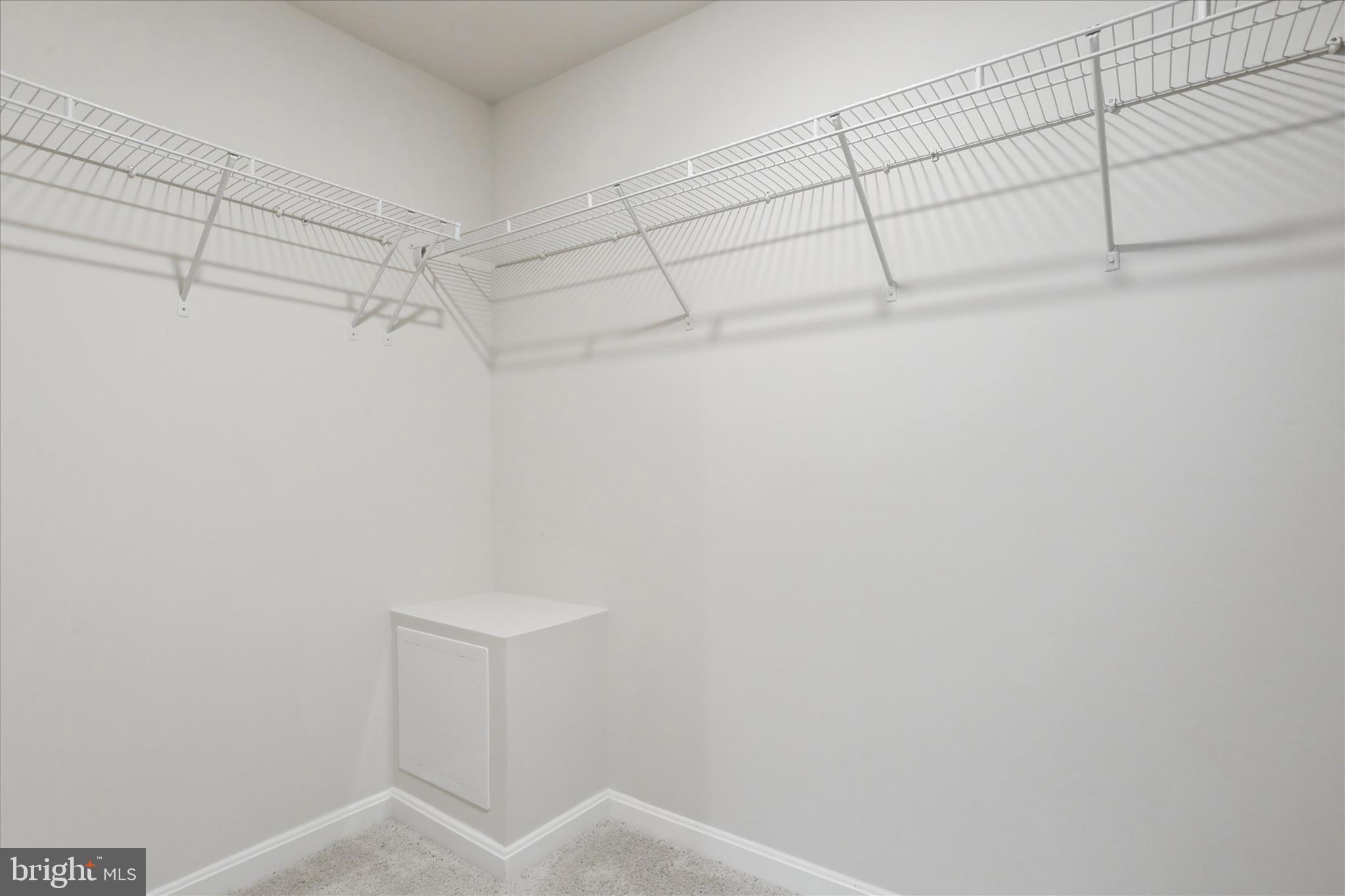 GARRISON FALLS THE LINKS - Residential