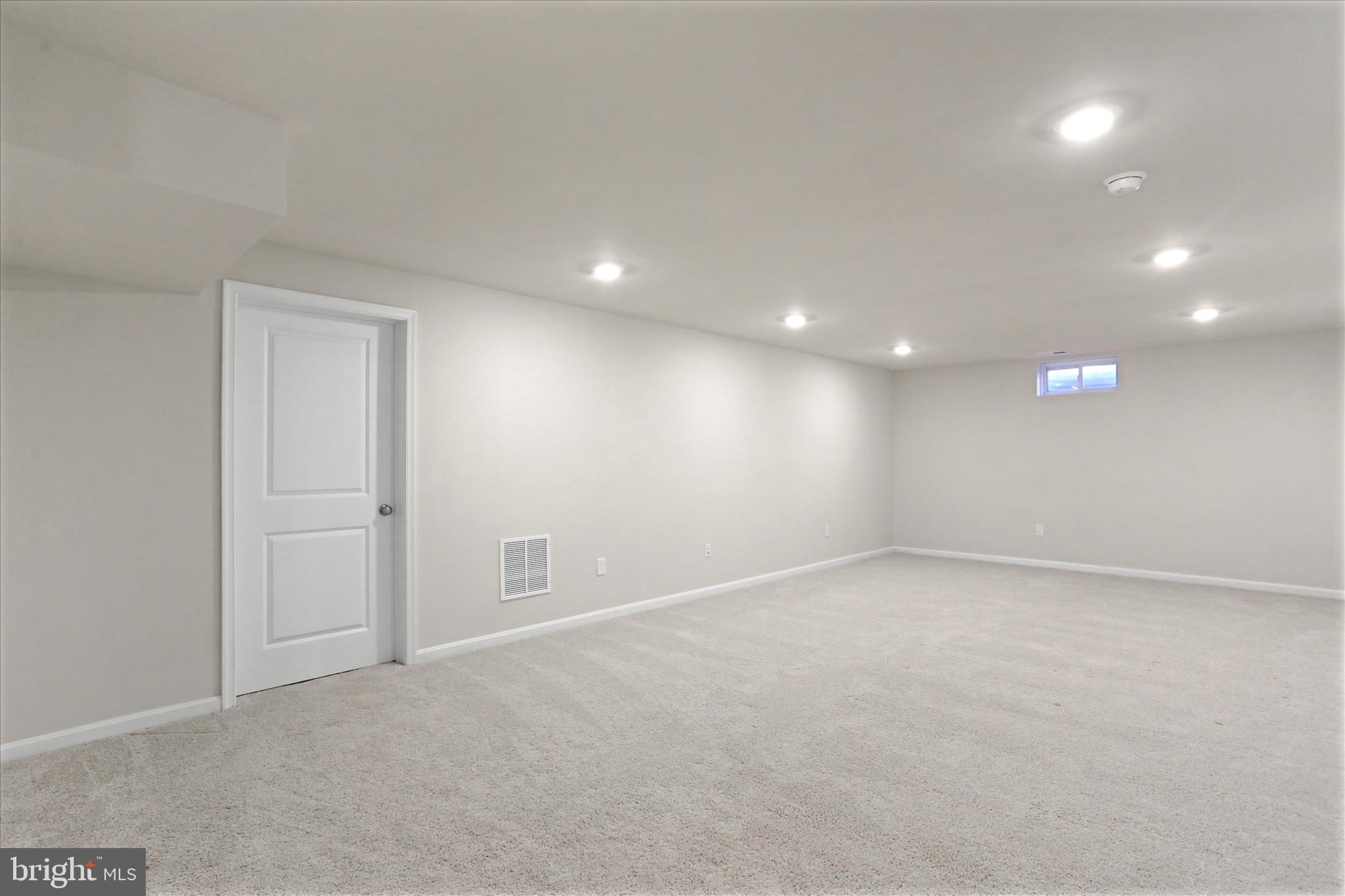 GARRISON FALLS THE LINKS - Residential