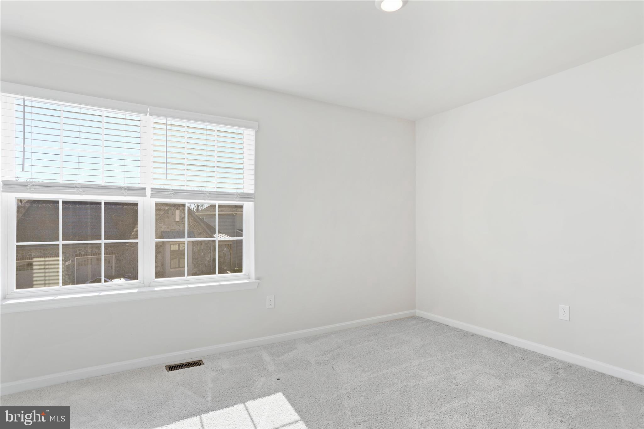 GARRISON FALLS THE LINKS - Residential