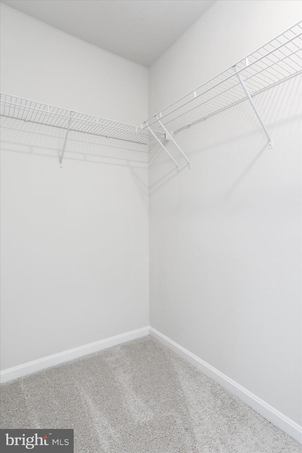 GARRISON FALLS THE LINKS - Residential