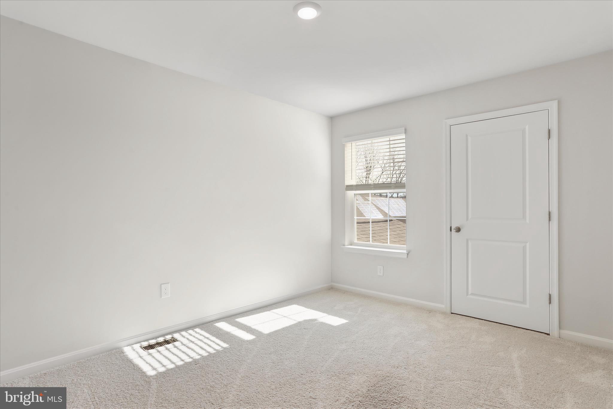 GARRISON FALLS THE LINKS - Residential