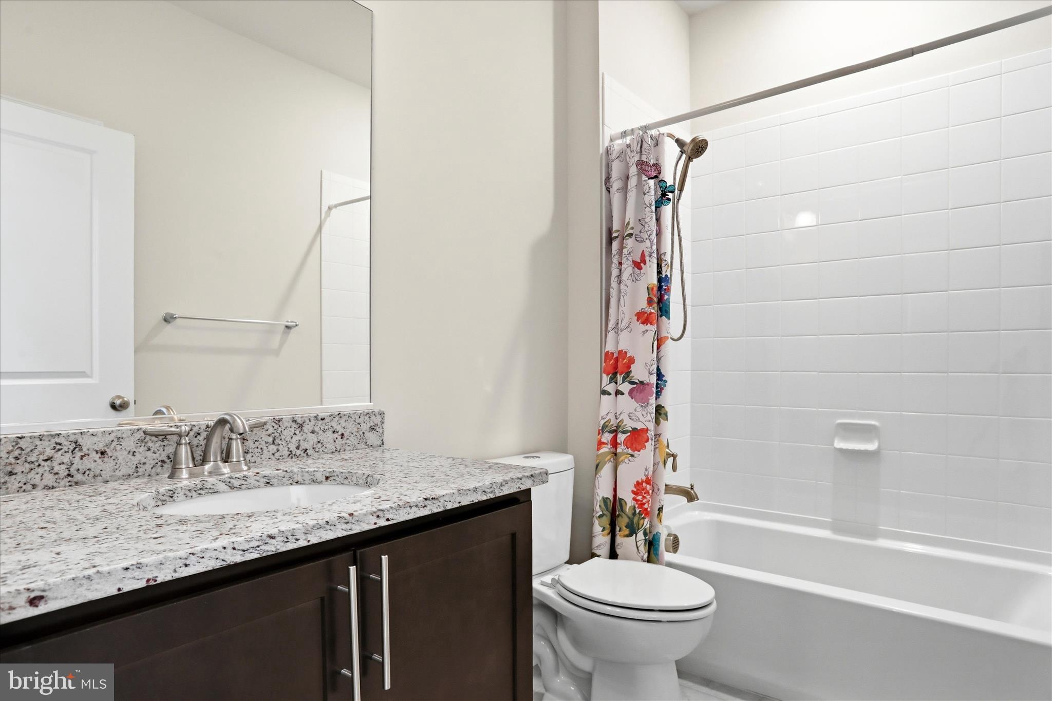 GARRISON FALLS THE LINKS - Residential