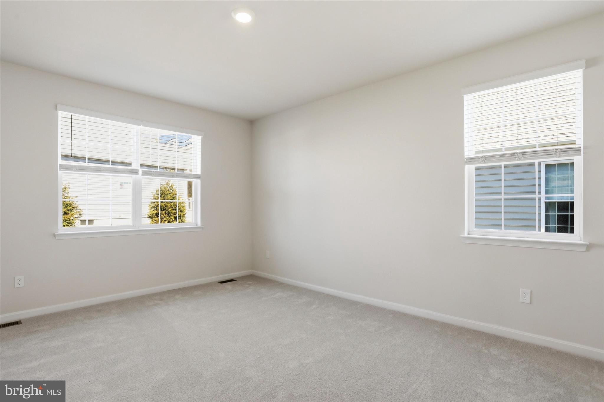 GARRISON FALLS THE LINKS - Residential