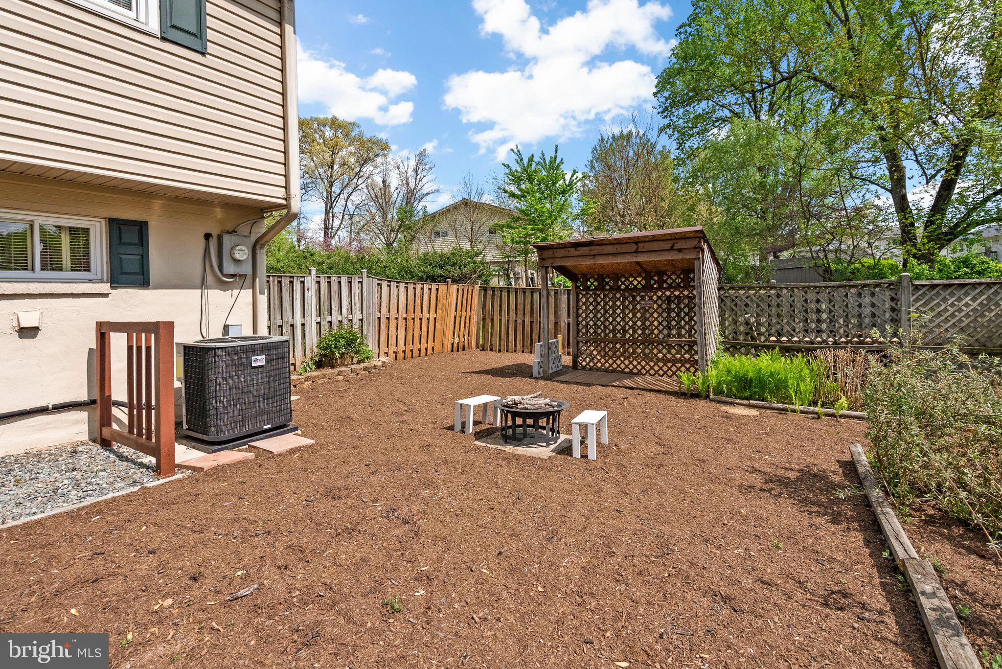 ASPEN HILL PARK - Residential