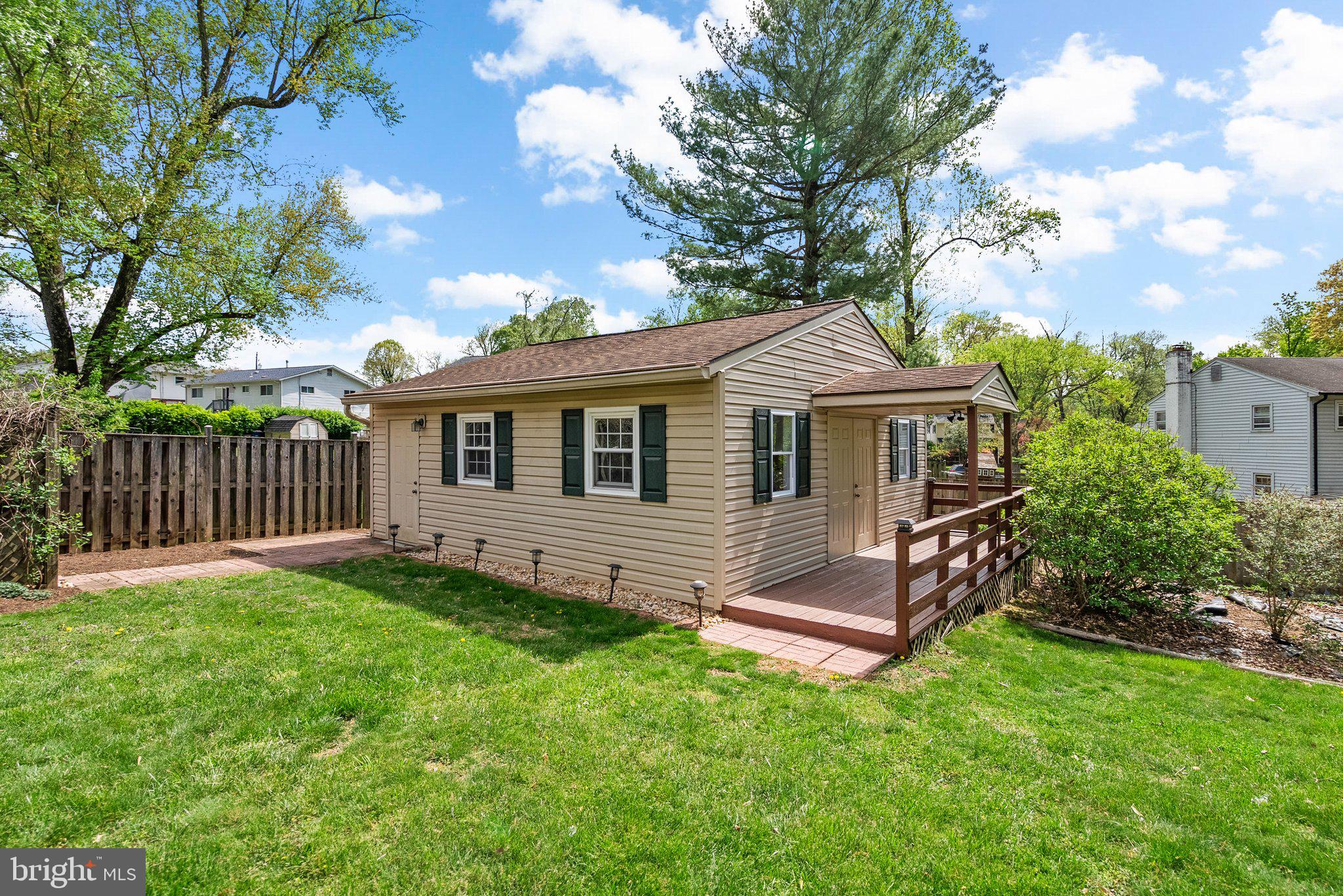 ASPEN HILL PARK - Residential