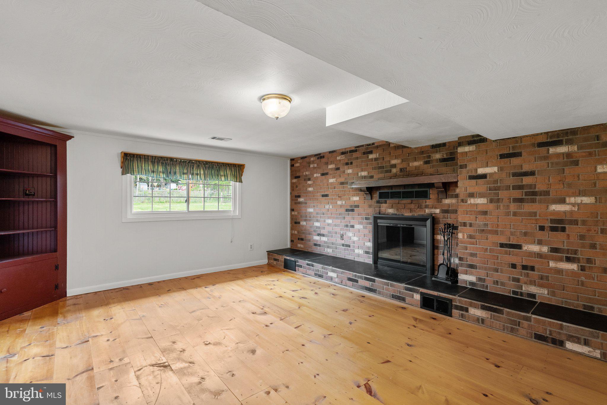 ASPEN HILL PARK - Residential