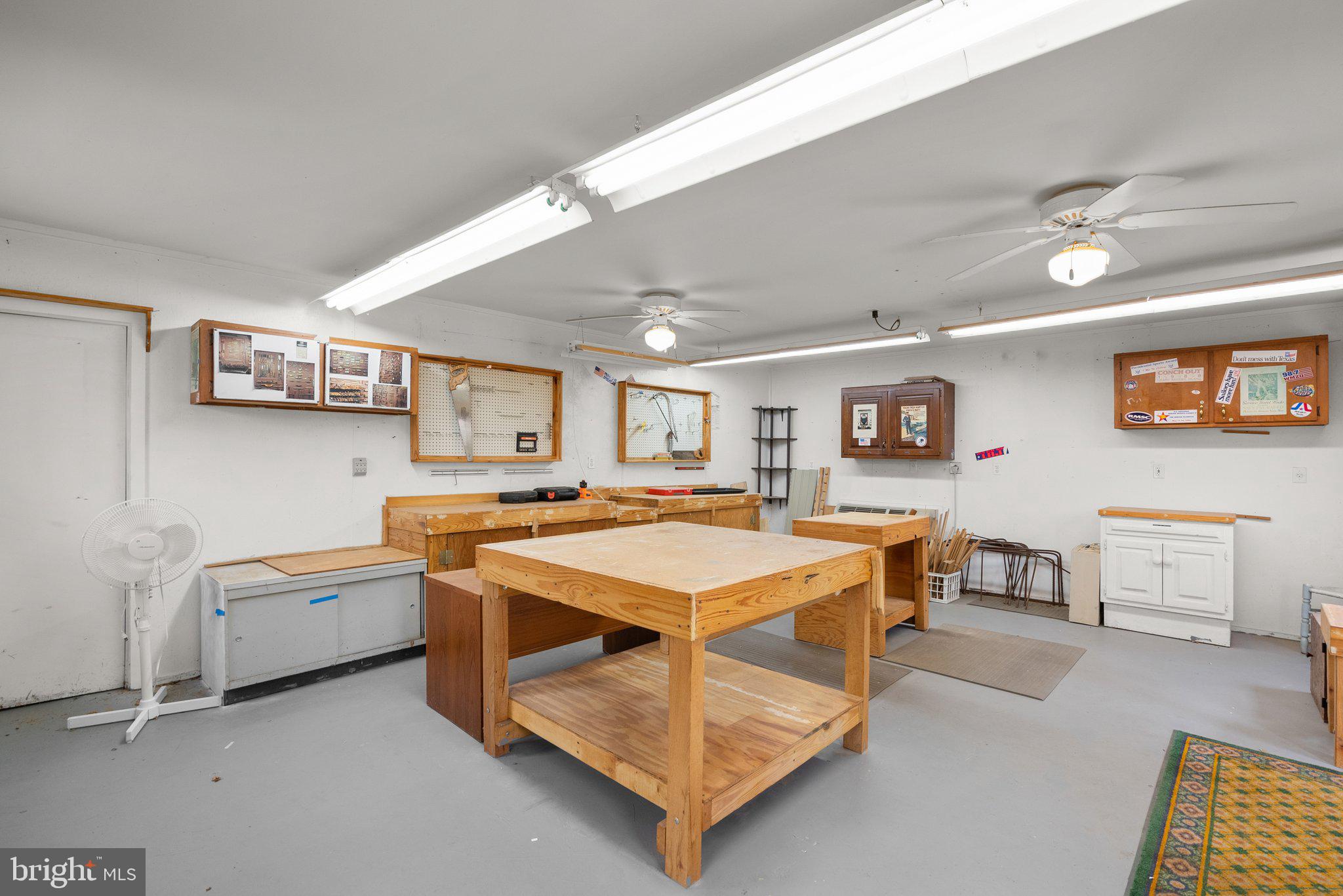 ASPEN HILL PARK - Residential