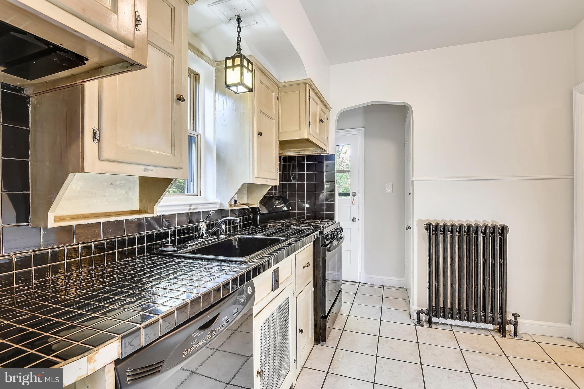 SILVER SPRING - Residential