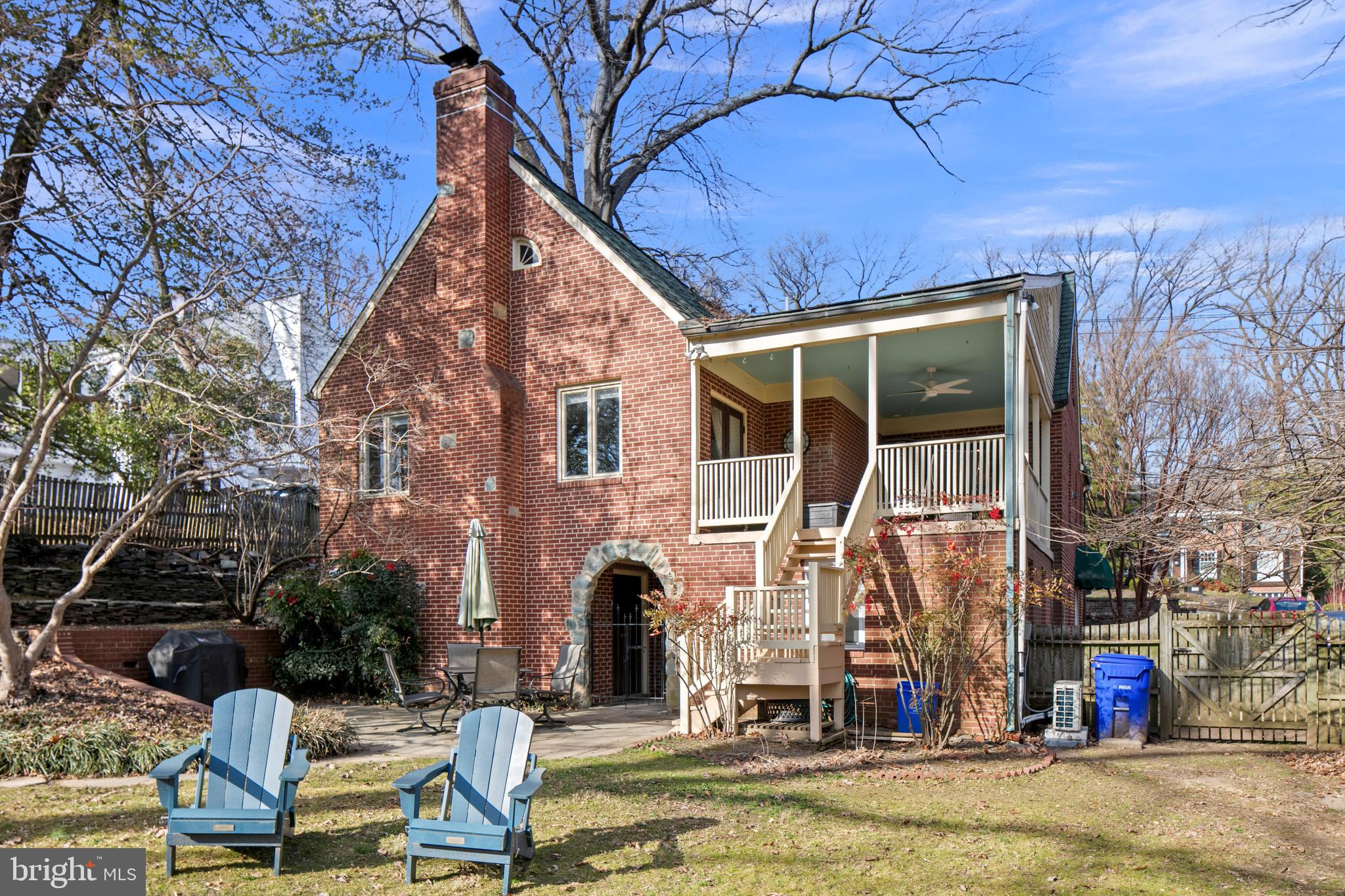 WOODSIDE PARK - Residential