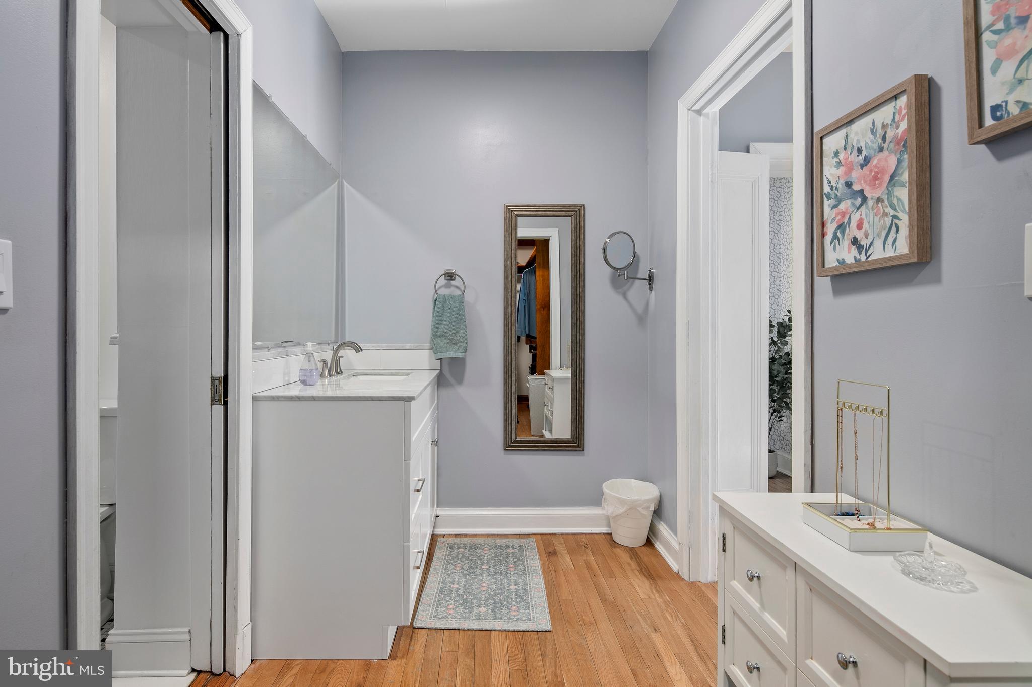 WOODSIDE PARK - Residential