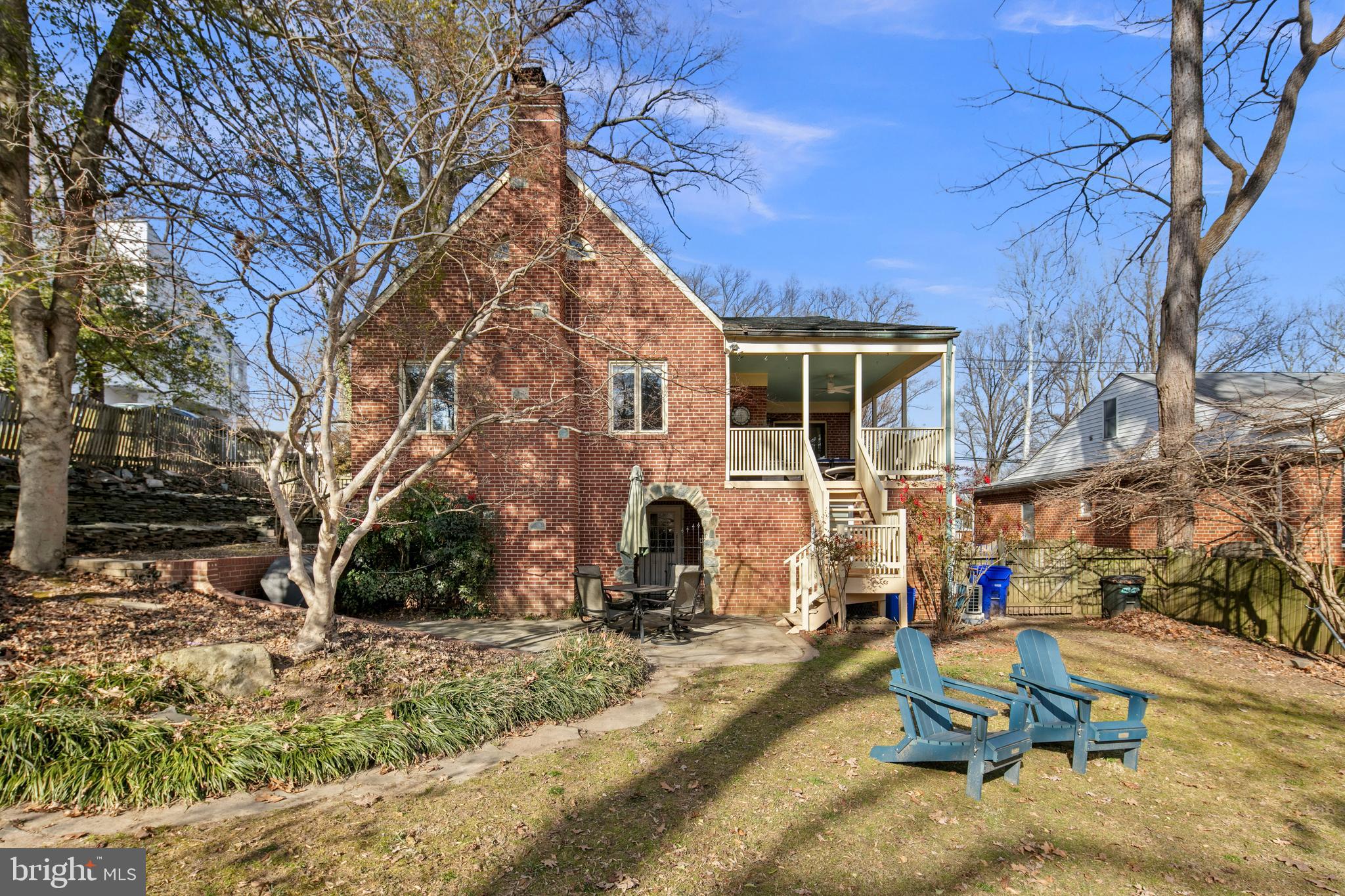 WOODSIDE PARK - Residential