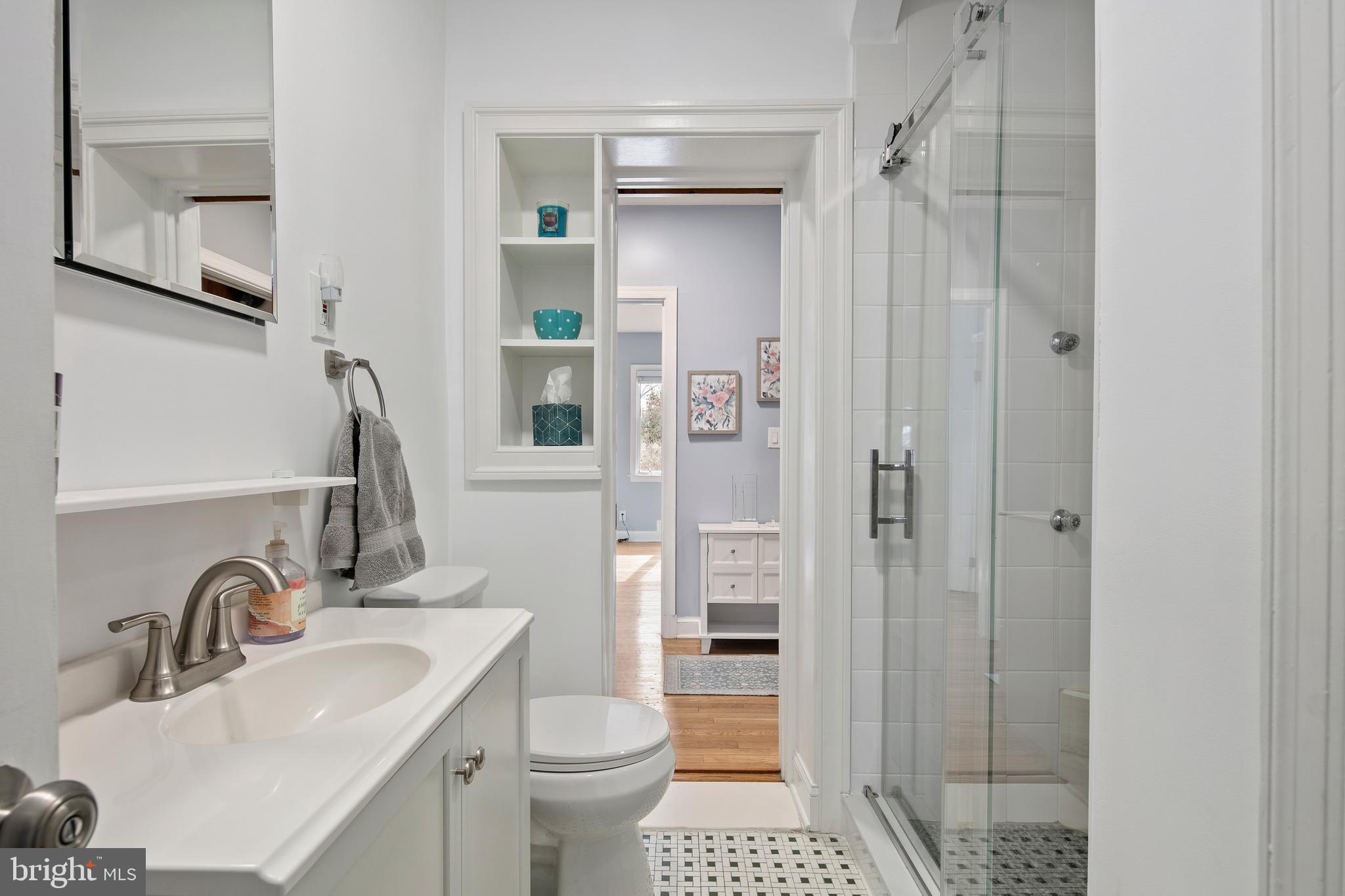 WOODSIDE PARK - Residential