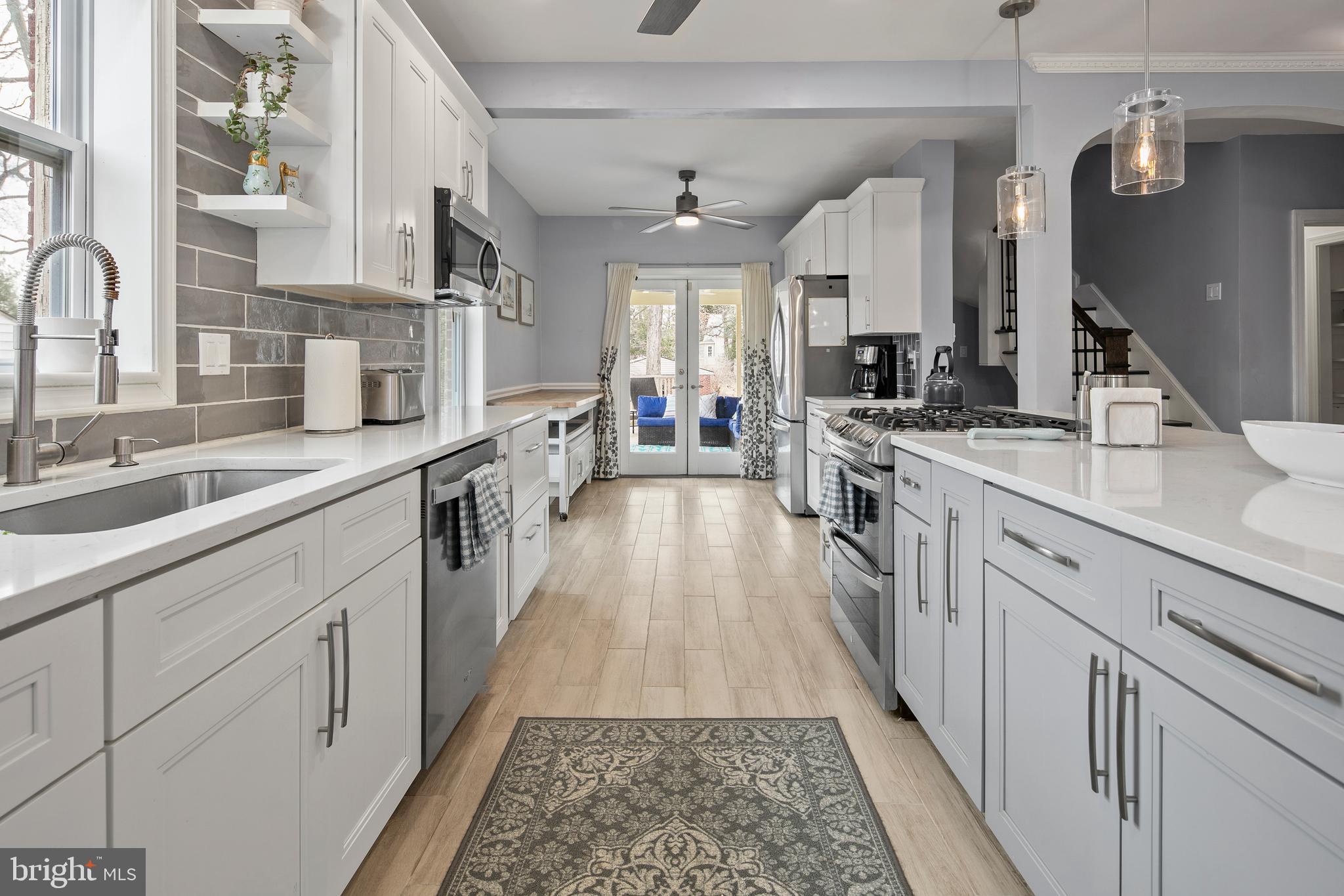 WOODSIDE PARK - Residential