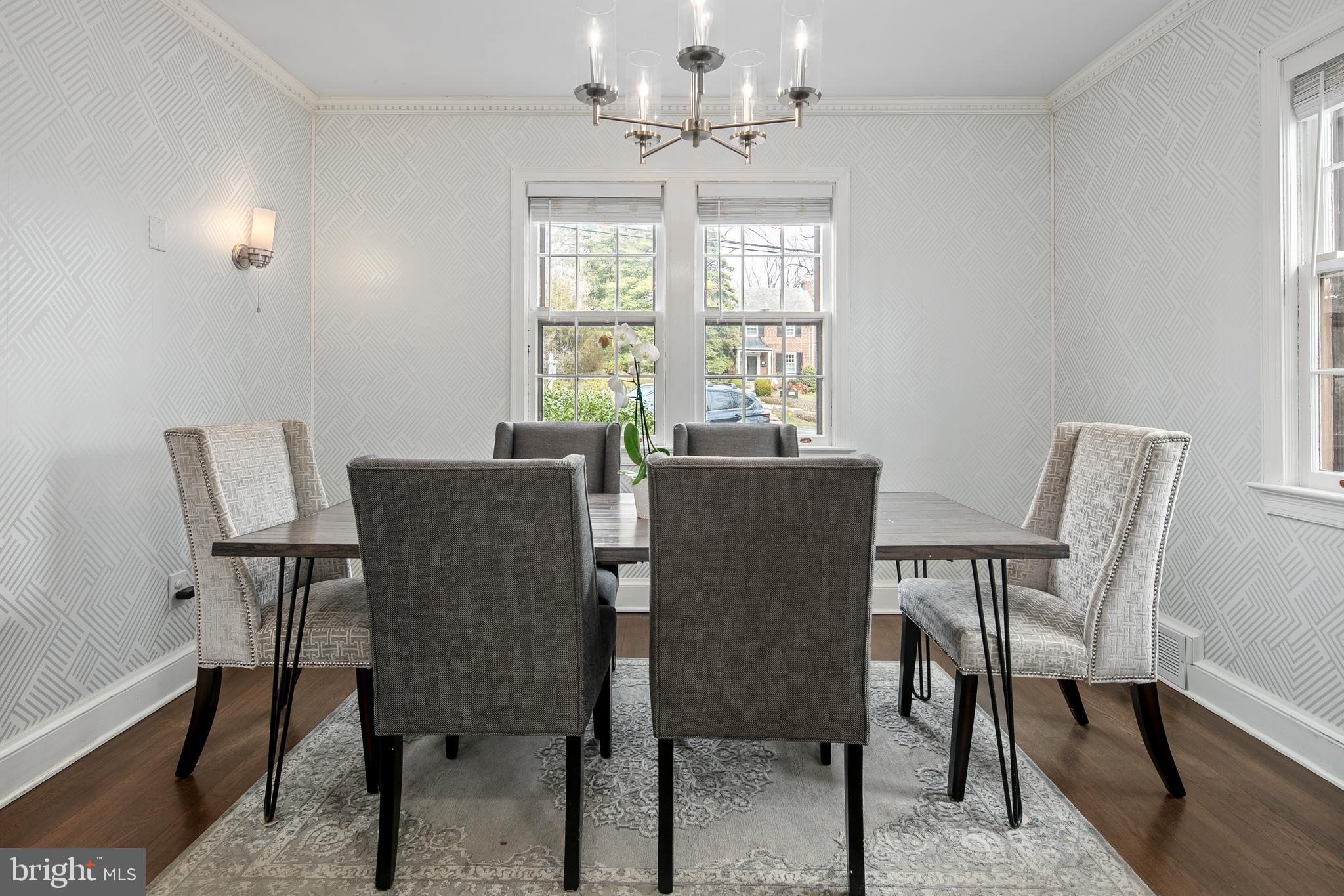 WOODSIDE PARK - Residential