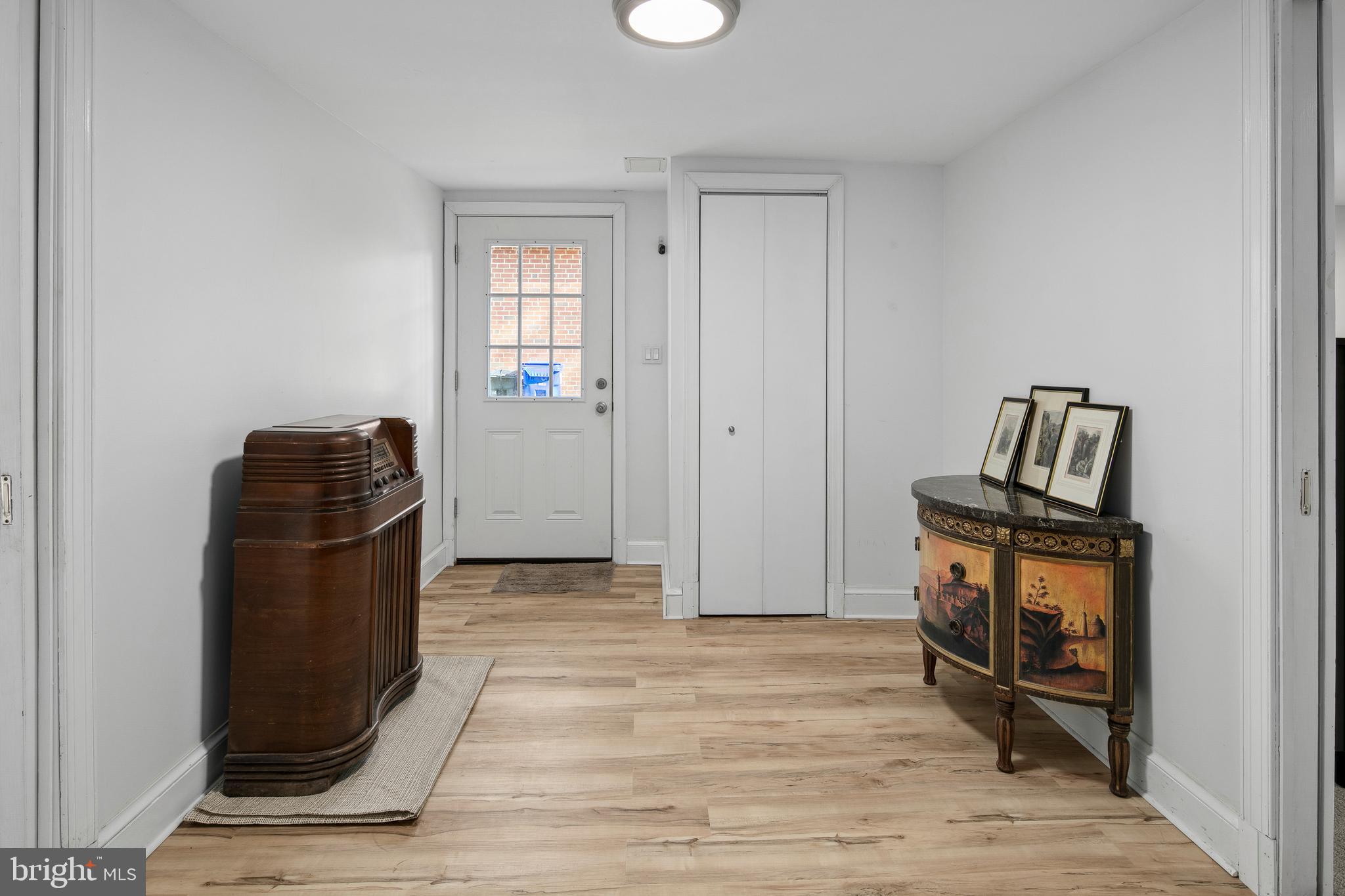 WOODSIDE PARK - Residential