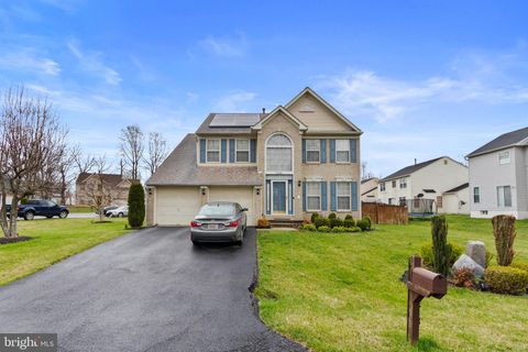Photo of 1308 Dakota Drive, UPPER MARLBORO, MD 20774 (MLS # MDPG2196912)