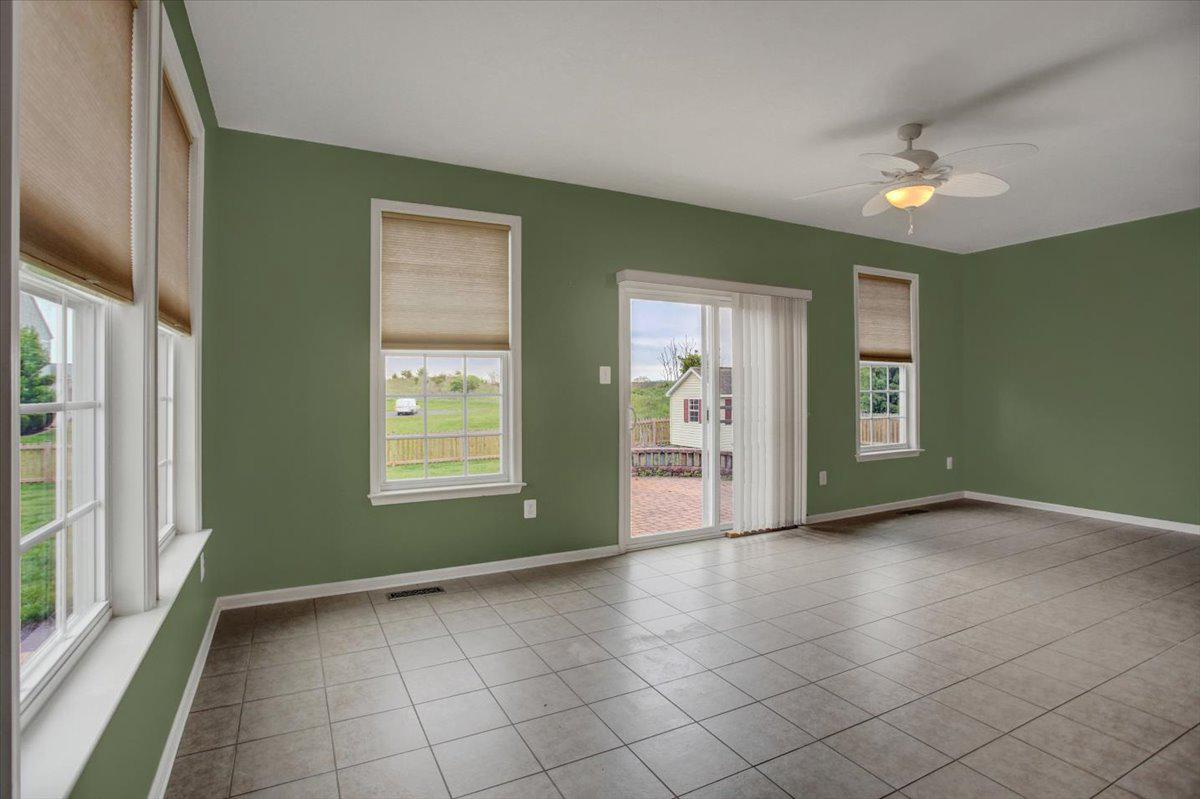 SHADOW CREEK - Residential