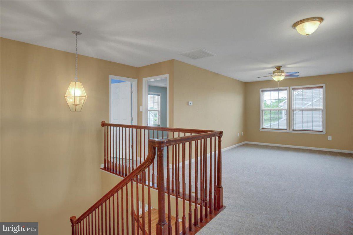 SHADOW CREEK - Residential