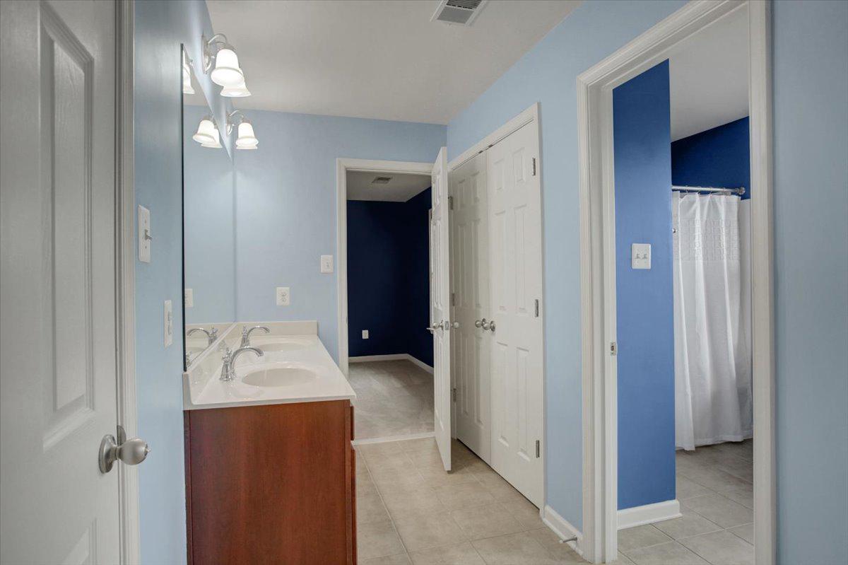 SHADOW CREEK - Residential