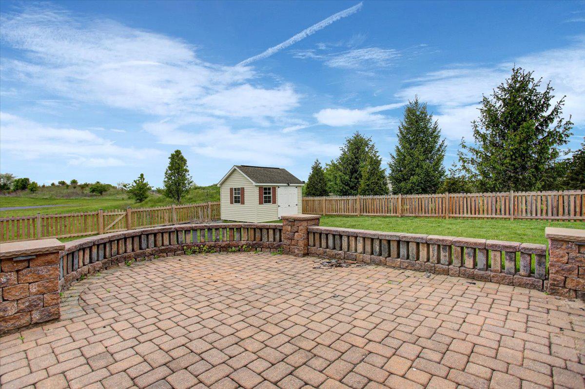 SHADOW CREEK - Residential