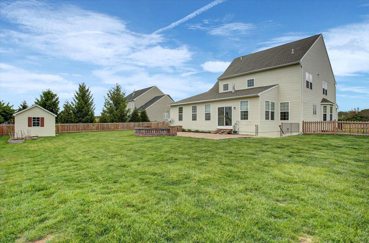 SHADOW CREEK - Residential