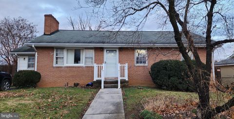 1216 COMMONWEALTH AVENUE FRONT ROYAL VA 22630