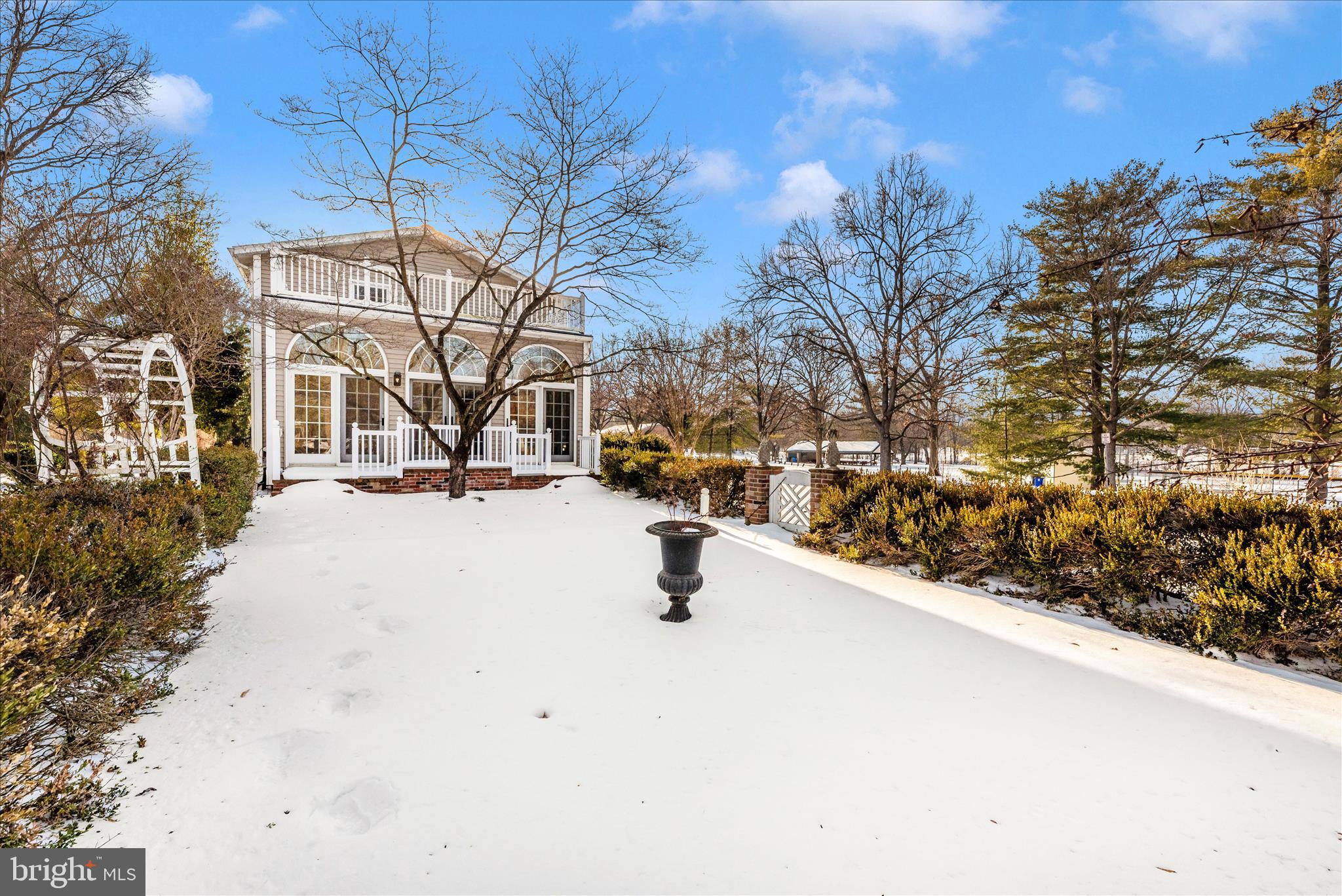 CLOVER HILL - Residential