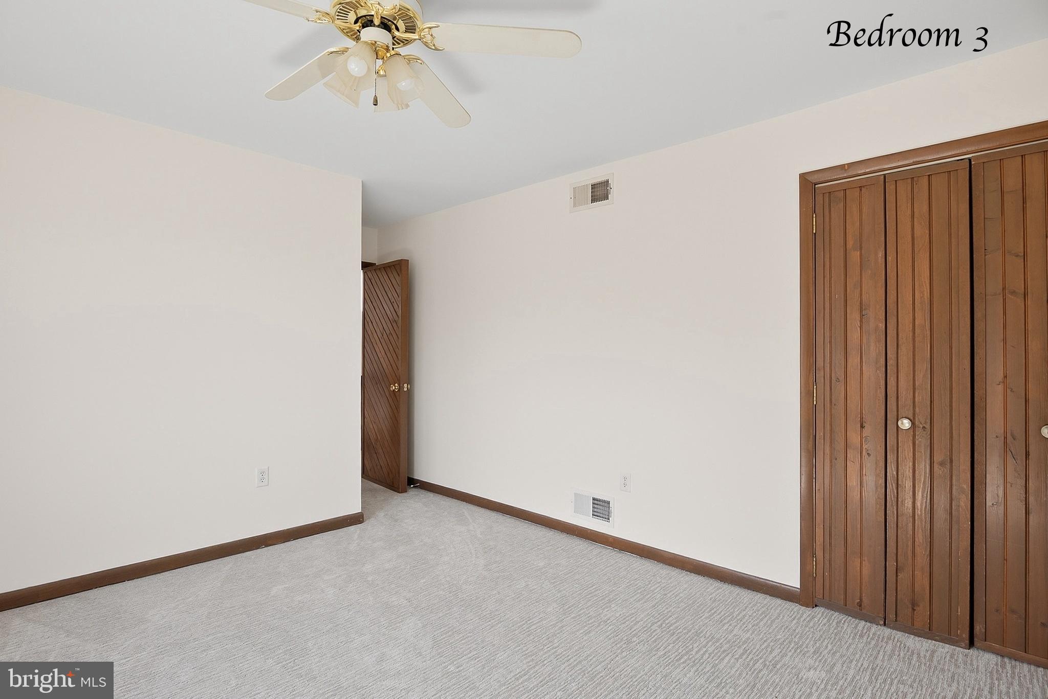 LANSDOWNE FARMS - Residential