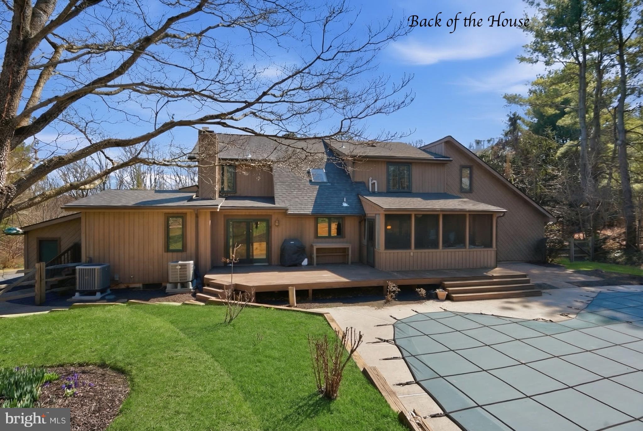 LANSDOWNE FARMS - Residential