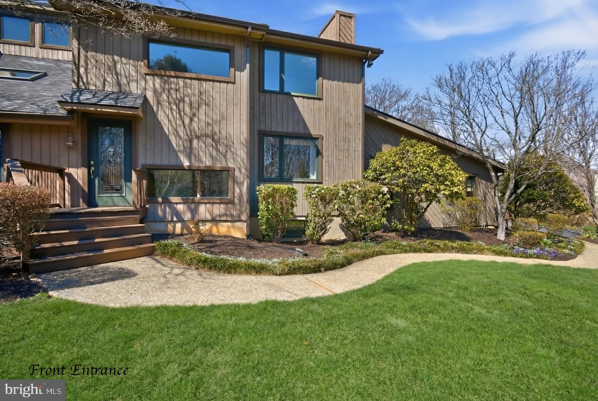 LANSDOWNE FARMS - Residential