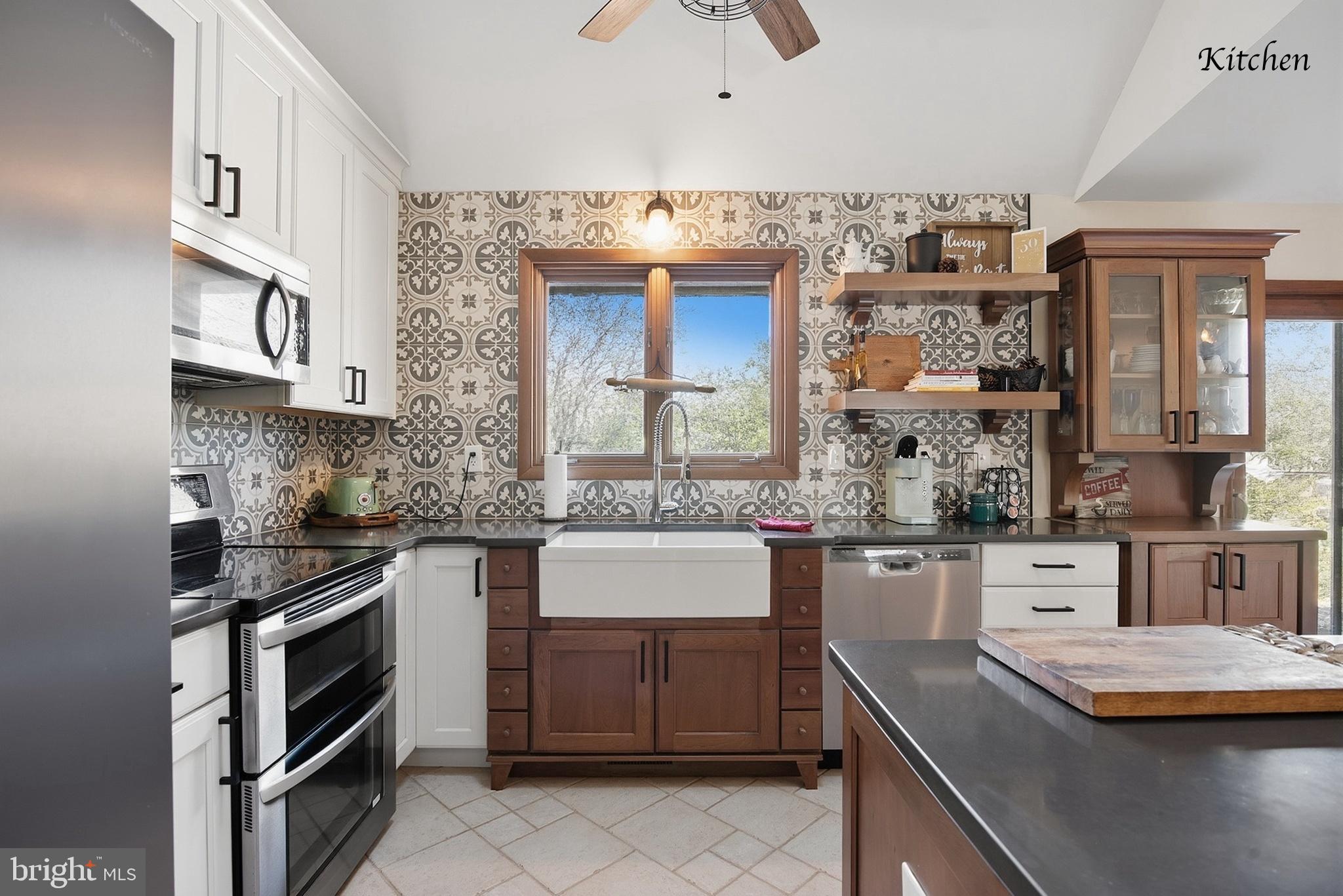 LANSDOWNE FARMS - Residential