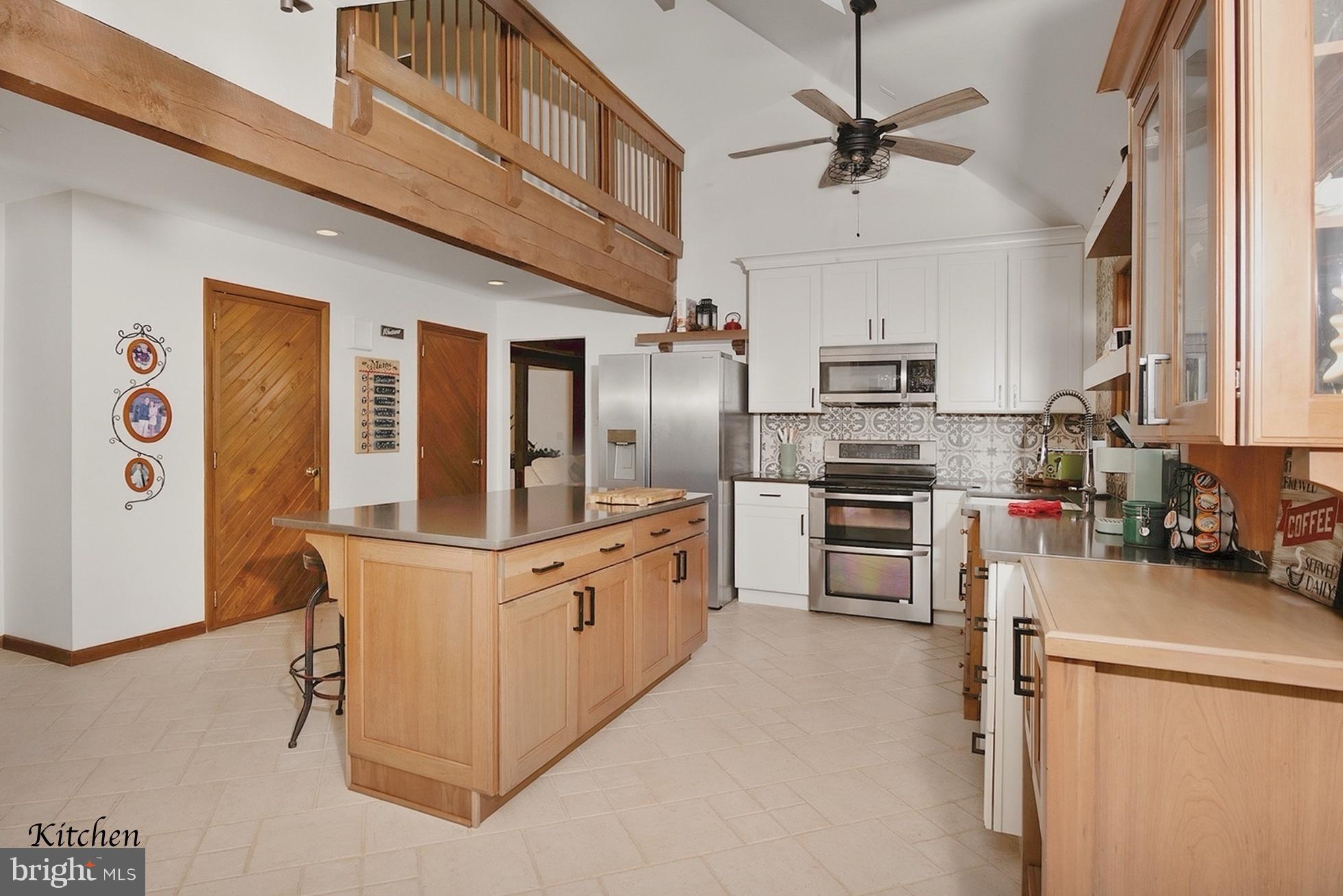 LANSDOWNE FARMS - Residential