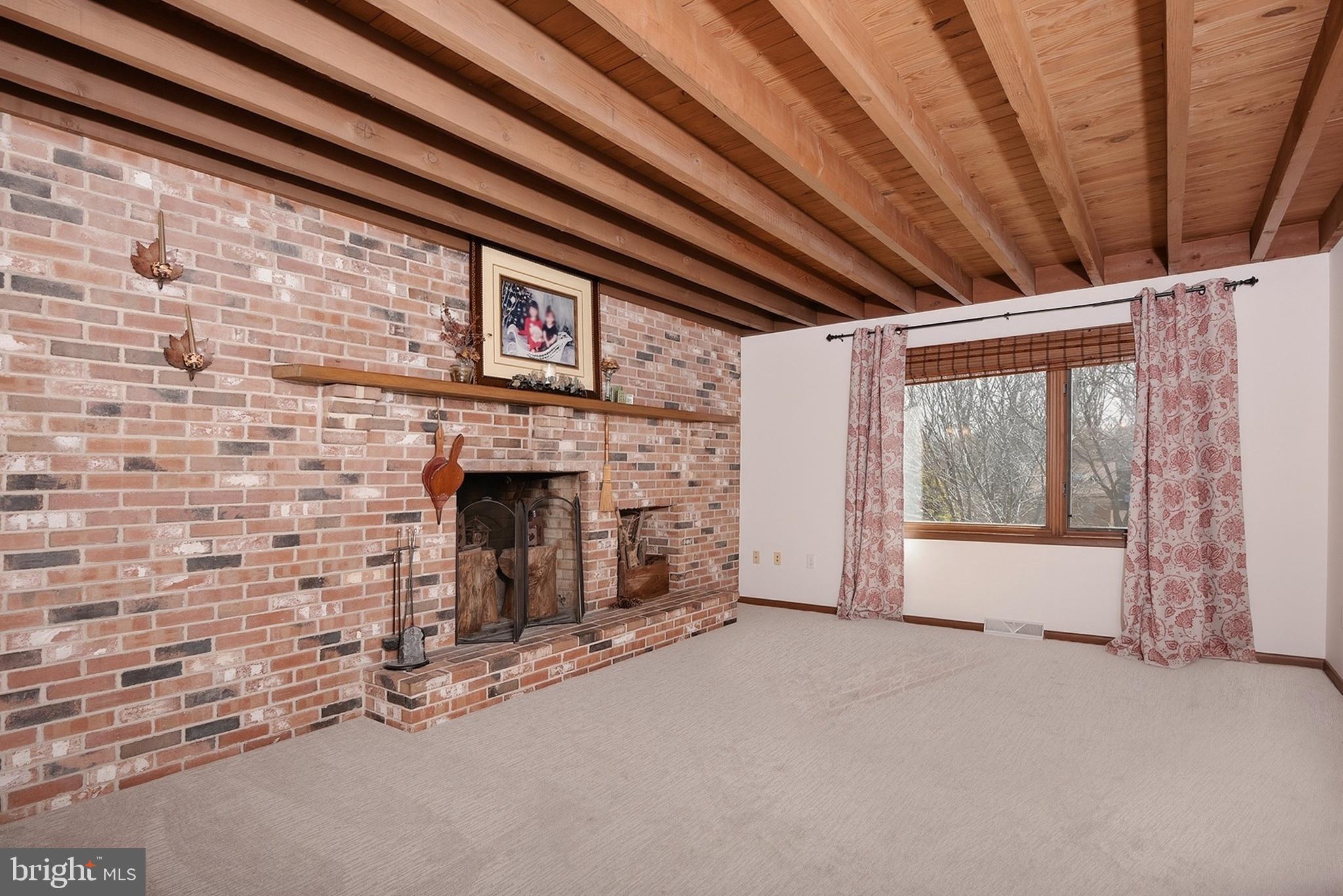 LANSDOWNE FARMS - Residential