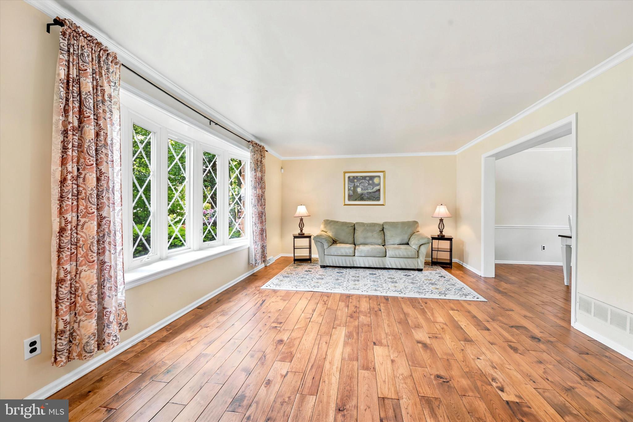 700 BROAD VIEW ROAD