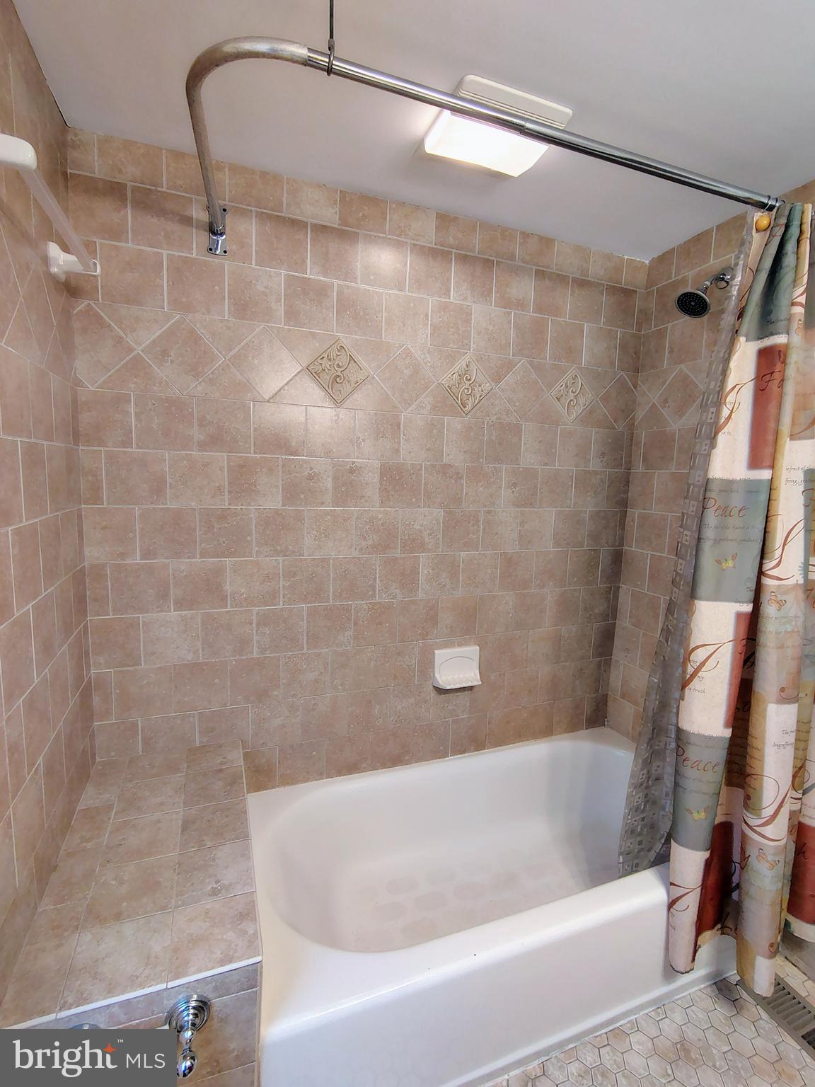 BRUNSWICK - Residential Lease