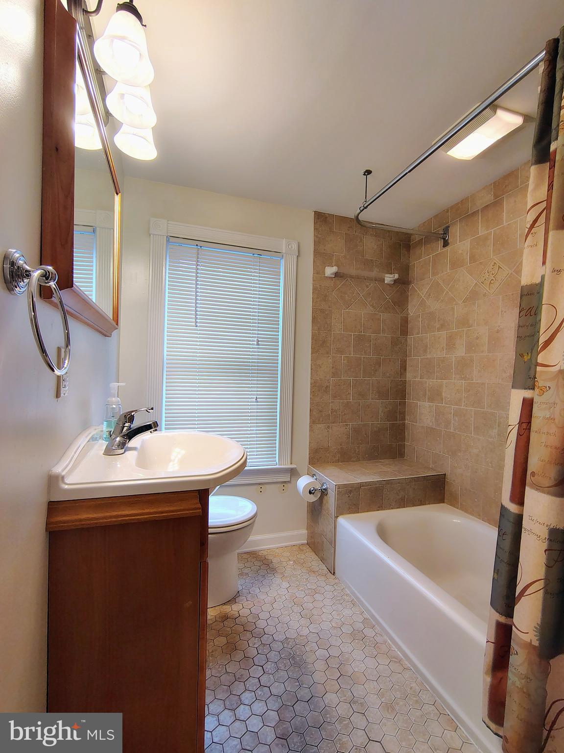 BRUNSWICK - Residential Lease