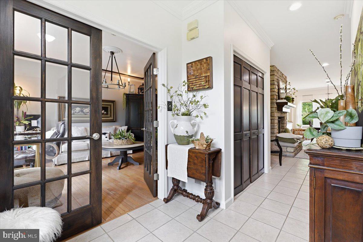 831 COLONNA LANE