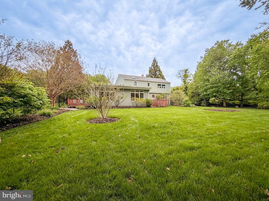 HICKORY HILLS - Residential