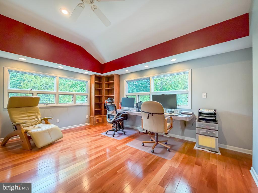 HICKORY HILLS - Residential