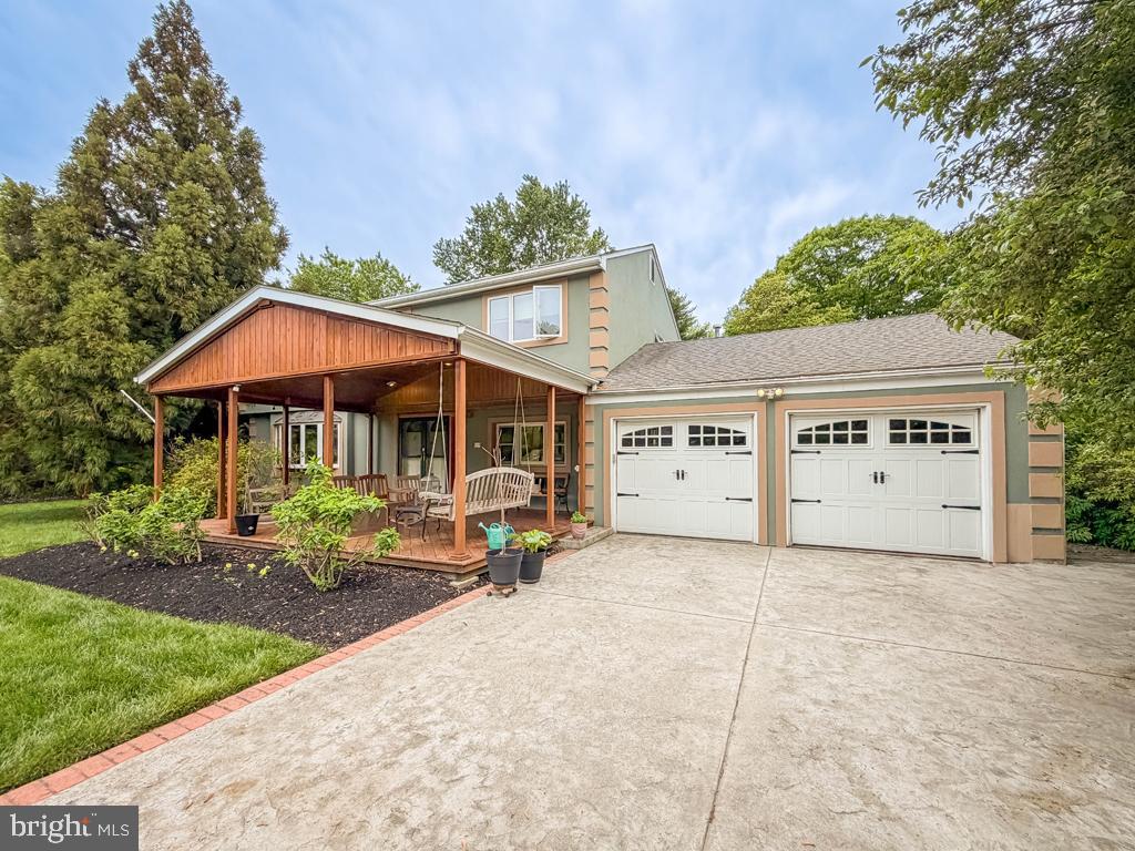 HICKORY HILLS - Residential