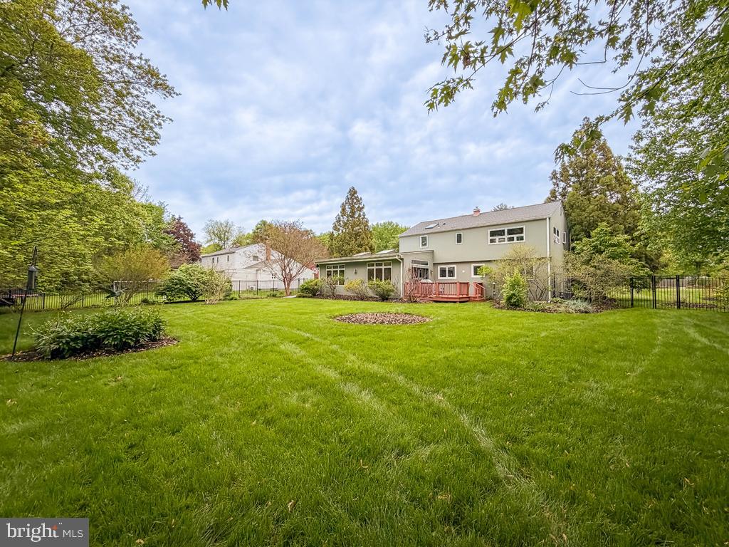 HICKORY HILLS - Residential